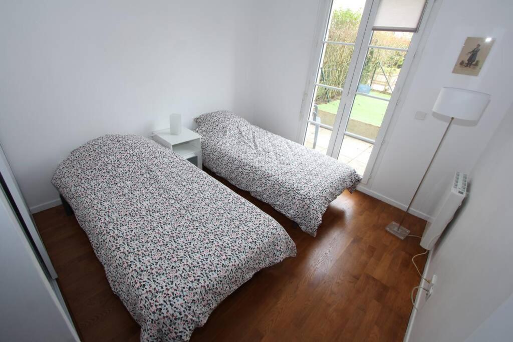 Sloan Square Apartment Bmyguest Serris Bagian luar foto
